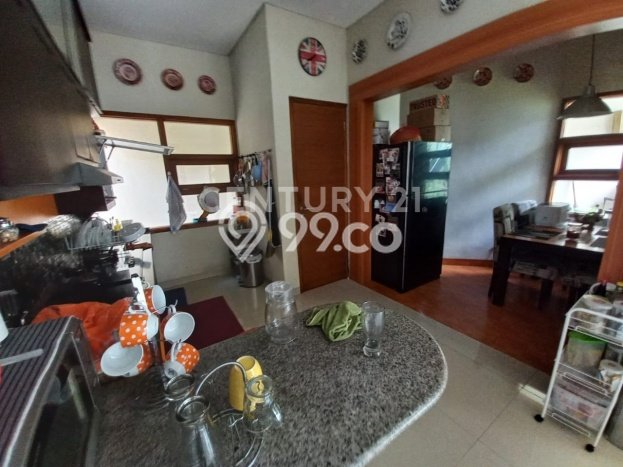 Rumah Elit LB 255m2 Siap Huni Desain Elegan di Bandung Kota, Bandung Rumah Elit LB 255m2 Siap Huni Desain Elegan di Bandung Kota, Bandung