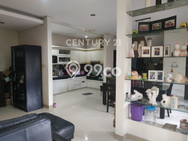 Dijual Hunian Rumah Terawat 3 Kamar di Sudirman, Bandung Dijual Hunian Rumah Terawat 3 Kamar di Sudirman, Bandung