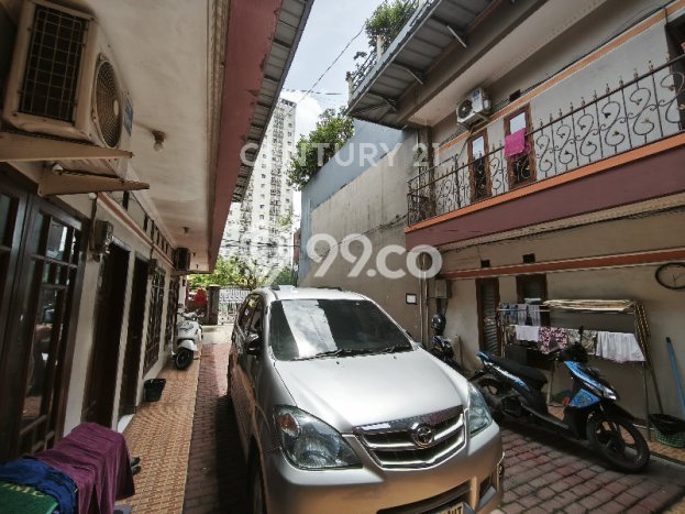 Rumah Elit Modern Tanpa Renovasi di Buah Batu Bandung Rumah Elit Modern Tanpa Renovasi di Buah Batu Bandung