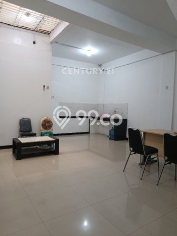 Ruko Dijual di Bandung LT 100m2 & LB 270m2 Lokasi Terbaik! Ruko Dijual di Bandung LT 100m2 & LB 270m2 Lokasi Terbaik!