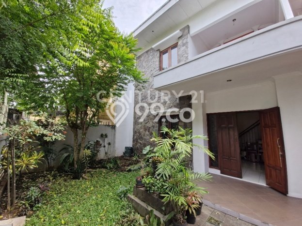 For Sale Rumah Mewah Exclusive di Sukajadi, Bandung For Sale Rumah Mewah Exclusive di Sukajadi, Bandung