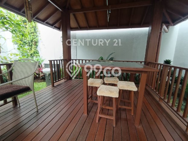 SIAP HUNI! Rumah Strategis area Setiabudi, LT 911m2m² Bangunan 400m2m² SIAP HUNI! Rumah Strategis area Setiabudi, LT 911m2m² Bangunan 400m2m²