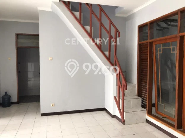 Disewakan Rumah Harga Terjangkau di BKR Bandung Punya 4 KT Disewakan Rumah Harga Terjangkau di BKR Bandung Punya 4 KT