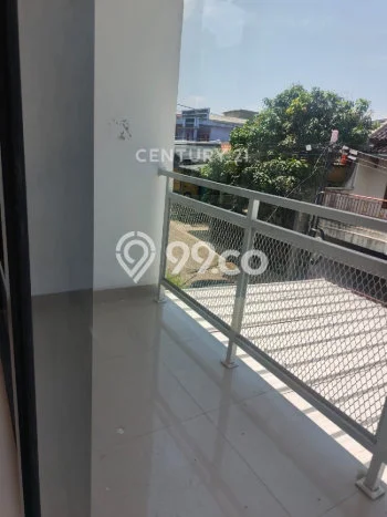 BEST PRICE! Rumah di , Dekat Pusat Kota, 2 KT, LT 45m2m² Bangunan 72m2m² BEST PRICE! Rumah di , Dekat Pusat Kota, 2 KT, LT 45m2m² Bangunan 72m2m²