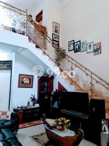 Jual Rumah Luas Elegan Dengan View Cantik di Tanah Kusir, Jakarta Selatan Jual Rumah Luas Elegan Dengan View Cantik di Tanah Kusir, Jakarta Selatan