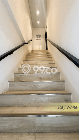 Ruko Dijual di Prime Area Jakarta Selatan Luas 4445m2 Ruko Dijual di Prime Area Jakarta Selatan Luas 4445m2