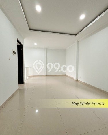 Dijual Rumah Mewah Elegan Dengan View Eksklusif di Bintaro, Tangerang Selatan Dijual Rumah Mewah Elegan Dengan View Eksklusif di Bintaro, Tangerang Selatan
