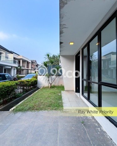 Dijual Rumah Mewah Elegan Dengan View Eksklusif di Bintaro, Tangerang Selatan Dijual Rumah Mewah Elegan Dengan View Eksklusif di Bintaro, Tangerang Selatan