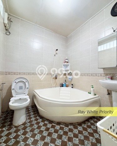 Dijual Rumah Mewah Exclusive di Serpong, Tangerang Selatan Dijual Rumah Mewah Exclusive di Serpong, Tangerang Selatan