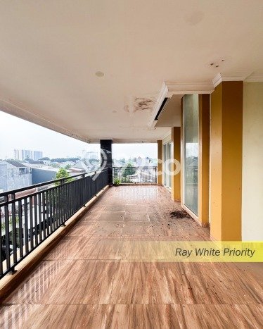 Dijual Rumah Elit Exclusive di Serpong, Tangerang Selatan Dijual Rumah Elit Exclusive di Serpong, Tangerang Selatan