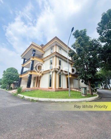 Dijual Rumah Elit Exclusive di Serpong, Tangerang Selatan Dijual Rumah Elit Exclusive di Serpong, Tangerang Selatan