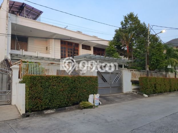 Rumah Luxury Modern Siap Huni di Green garden Jakarta Barat Rumah Luxury Modern Siap Huni di Green garden Jakarta Barat