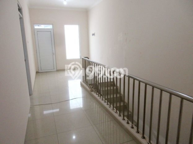 For Sale! Luxury House LT 108m2 Desain Elegan di Green garden For Sale! Luxury House LT 108m2 Desain Elegan di Green garden
