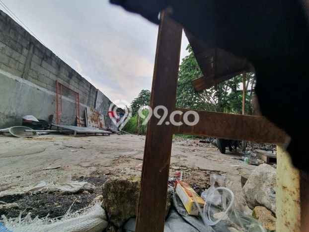 Tanah Dijual Lokasi Strategis di Jakarta Barat dengan Luas 720m2 Tanah Dijual Lokasi Strategis di Jakarta Barat dengan Luas 720m2