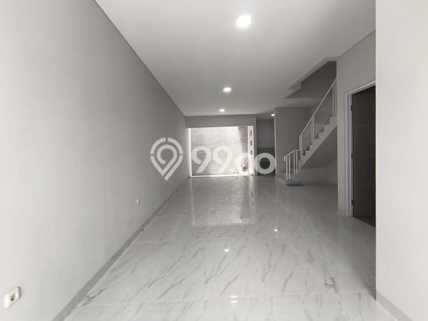 Hunian Elit LB 300m2 Siap Pakai Desain Elegan di Sunrise Garden, Jakarta Barat Hunian Elit LB 300m2 Siap Pakai Desain Elegan di Sunrise Garden, Jakarta Barat