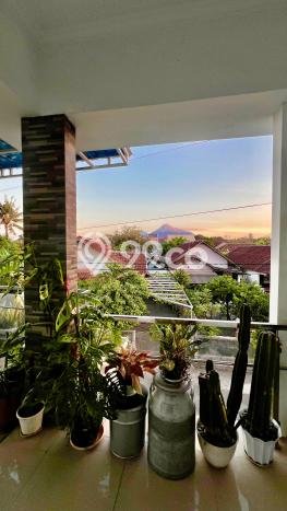 Investasi Menjanjikan 4 Kamar Tidur Lokasi Prestisius di Kawasan Prospektif Sleman, Sleman Investasi Menjanjikan 4 Kamar Tidur Lokasi Prestisius di Kawasan Prospektif Sleman, Sleman