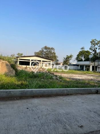 Area Ramai! Pabrik Dijual di Cimahi Selatan untuk Bisnis Luas Bangunan 10000m2 Area Ramai! Pabrik Dijual di Cimahi Selatan untuk Bisnis Luas Bangunan 10000m2