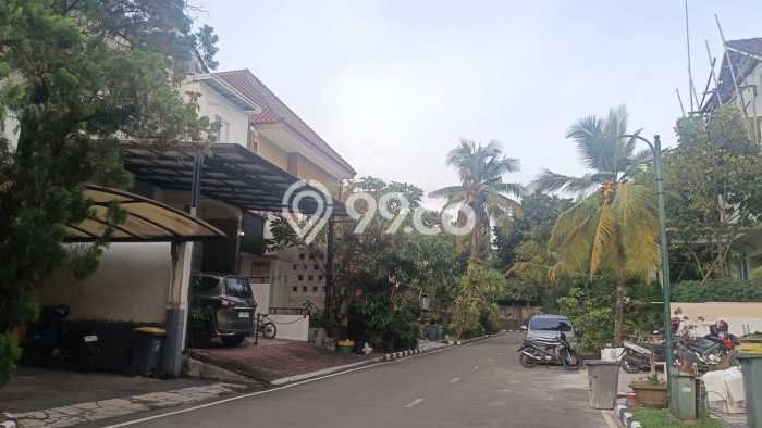 Rumah Elit LB 200m2 Siap Huni Desain Elegan di Lebak Bulus, Jakarta Selatan Rumah Elit LB 200m2 Siap Huni Desain Elegan di Lebak Bulus, Jakarta Selatan