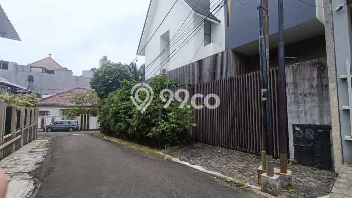 Ready to Use! Luxury House LT 407m2 Desain Modern di Gandaria Ready to Use! Luxury House LT 407m2 Desain Modern di Gandaria