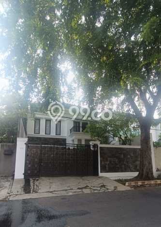 For Sale! Luxury House LT 480m2 Desain Modern di Pejaten For Sale! Luxury House LT 480m2 Desain Modern di Pejaten