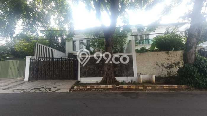 For Sale! Luxury House LT 480m2 Desain Modern di Pejaten For Sale! Luxury House LT 480m2 Desain Modern di Pejaten