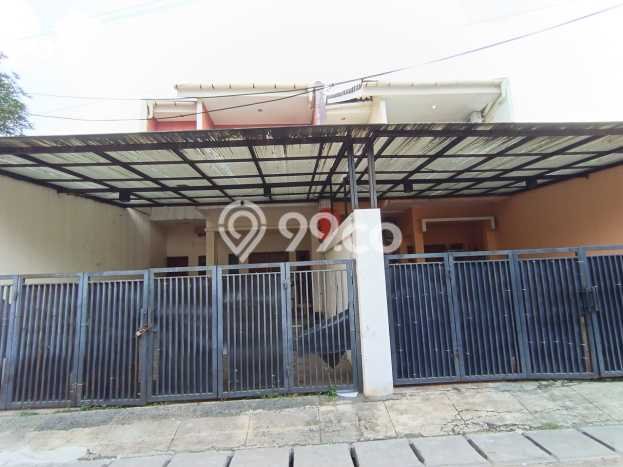 Ready to Use! Luxury House LT 293m2 Desain Elegan di Cipete Ready to Use! Luxury House LT 293m2 Desain Elegan di Cipete