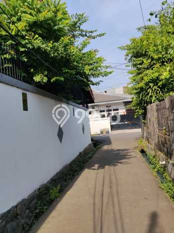 Jual Rumah Bagus Siap Huni LB 117m2 di Kebon Jeruk, Jakarta Barat Jual Rumah Bagus Siap Huni LB 117m2 di Kebon Jeruk, Jakarta Barat