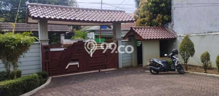 For Sale! Premium House LT 999m2 Desain Elegan di Pondok Labu For Sale! Premium House LT 999m2 Desain Elegan di Pondok Labu