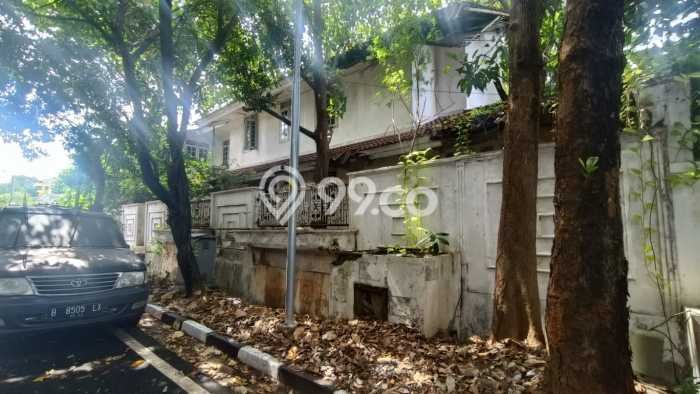 Hunian Mewah LB 706m2 Siap Pakai Desain Elegan di Rawajati, Jakarta Selatan Hunian Mewah LB 706m2 Siap Pakai Desain Elegan di Rawajati, Jakarta Selatan