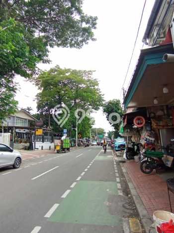 Siap Huni Hunian Elit 5 Kamar di Tebet Dekat ke Mana Pun Siap Huni Hunian Elit 5 Kamar di Tebet Dekat ke Mana Pun