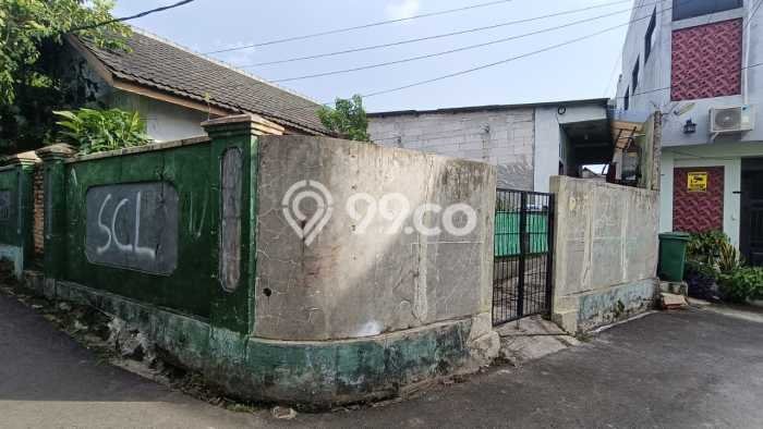 Rumah Modern Cantik 5 Kamar Siap Huni di Jagakarsa Rumah Modern Cantik 5 Kamar Siap Huni di Jagakarsa