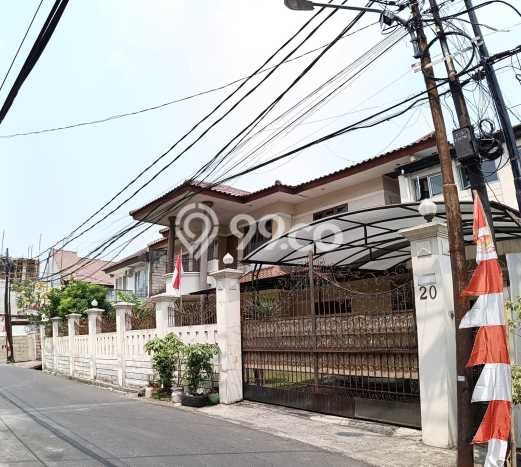 For Sale! Premium House LT 509m2 Desain Elegan di Pejaten For Sale! Premium House LT 509m2 Desain Elegan di Pejaten