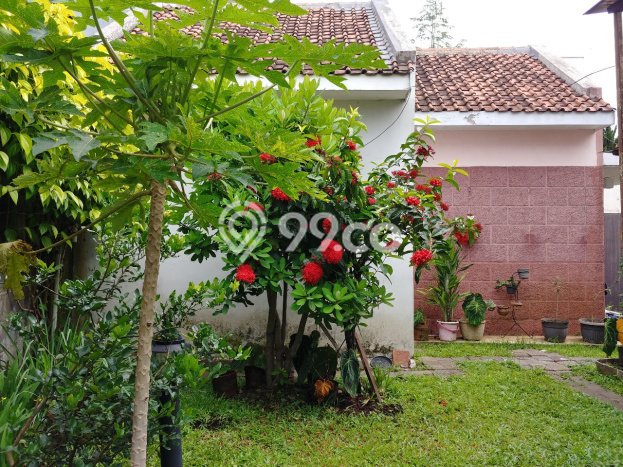Rumah Elit Modern Tanpa Renovasi di Sayap Dago Bandung Rumah Elit Modern Tanpa Renovasi di Sayap Dago Bandung