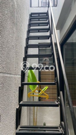 Rumah Modern Cantik 3 Kamar Siap Huni di Regol Rumah Modern Cantik 3 Kamar Siap Huni di Regol