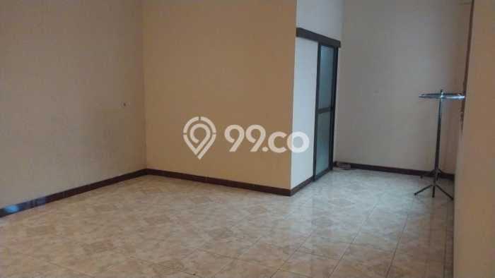 Rumah Nyaman 5 KT LB 316m2 Kondisi Bagus di Taman Kopo Indah Rumah Nyaman 5 KT LB 316m2 Kondisi Bagus di Taman Kopo Indah