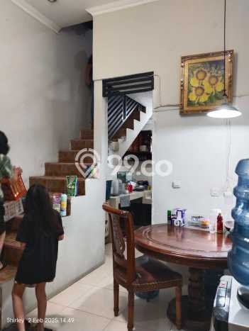 For Sale Rumah 4 Kamar Lokasi Ideal Nyaman dan Strategis di Margaasih For Sale Rumah 4 Kamar Lokasi Ideal Nyaman dan Strategis di Margaasih