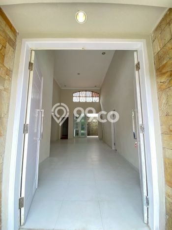 Jarang Ada! Rumah Sewa 4 Kamar Nyaman Siap Huni Citra Grand Jarang Ada! Rumah Sewa 4 Kamar Nyaman Siap Huni Citra Grand