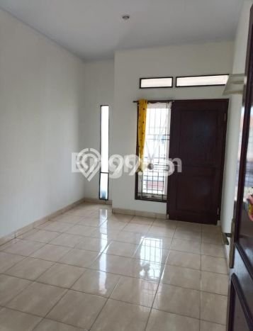 For Sale Rumah 3 Kamar Lokasi Strategis Nyaman dan Strategis di Beji For Sale Rumah 3 Kamar Lokasi Strategis Nyaman dan Strategis di Beji
