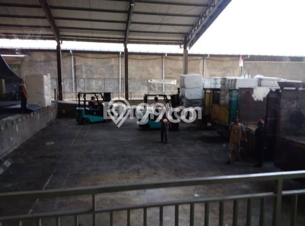 Unit Gudang Tersedia di Tambakaji Spesifikasi LB 1629m2 Unit Gudang Tersedia di Tambakaji Spesifikasi LB 1629m2