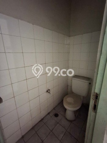 Disewakan Ruko di Semarang Tengah Semarang LT 138m2, LB 282m2 Disewakan Ruko di Semarang Tengah Semarang LT 138m2, LB 282m2