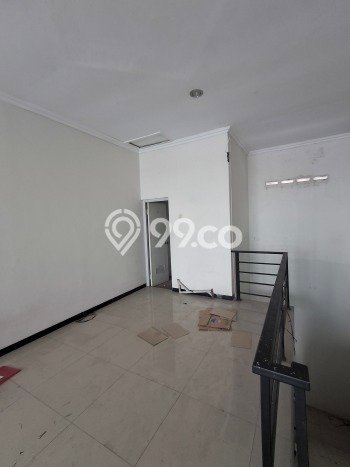 Ruko Disewa di Banyumanik, Semarang, LT 90m2 / LB 270m2 Ruko Disewa di Banyumanik, Semarang, LT 90m2 / LB 270m2