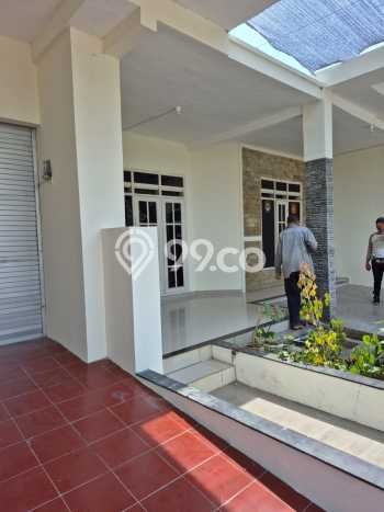 Sewa Rumah Harga Terjangkau di Puri Anjasmoro Semarang dengan 4 KT Sewa Rumah Harga Terjangkau di Puri Anjasmoro Semarang dengan 4 KT