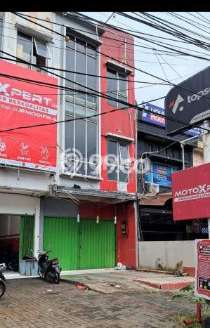 Unit Ruko Disewakan di Bantar Jati di Area Ramai & Strategis Unit Ruko Disewakan di Bantar Jati di Area Ramai & Strategis