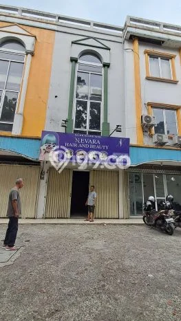 Unit Ruko Disewakan di Sindang Barang di Area Ramai & Strategis Unit Ruko Disewakan di Sindang Barang di Area Ramai & Strategis