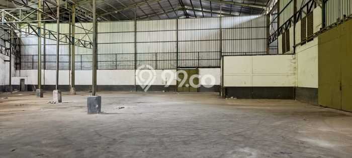 Unit Gudang Disewa Lokasi Citeureup, Bogor Spesifikasi Luas Bangunan 1300m2 Unit Gudang Disewa Lokasi Citeureup, Bogor Spesifikasi Luas Bangunan 1300m2