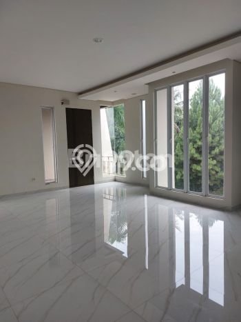 Rumah Mewah LB 350m2 Siap Huni Desain Elegan di Tajur, Bogor Rumah Mewah LB 350m2 Siap Huni Desain Elegan di Tajur, Bogor