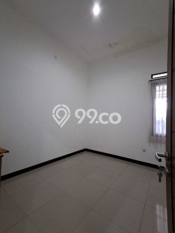 Sewa Rumah Murah di Bantar Jati Bogor dengan 3 Kamar Tidur Sewa Rumah Murah di Bantar Jati Bogor dengan 3 Kamar Tidur