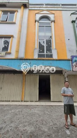 Unit Ruko Disewakan di Sindang Barang di Area Ramai & Strategis Unit Ruko Disewakan di Sindang Barang di Area Ramai & Strategis
