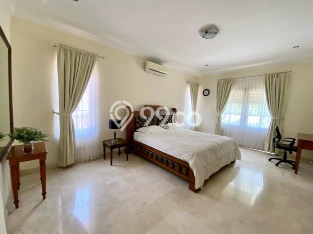 Hunian Elit LB 400m2 Siap Huni Desain Elegan di Sentul City, Bogor Hunian Elit LB 400m2 Siap Huni Desain Elegan di Sentul City, Bogor