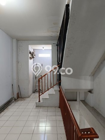 Ruko Dijual di Prime Area Jakarta Barat Luas 400m2 Ruko Dijual di Prime Area Jakarta Barat Luas 400m2